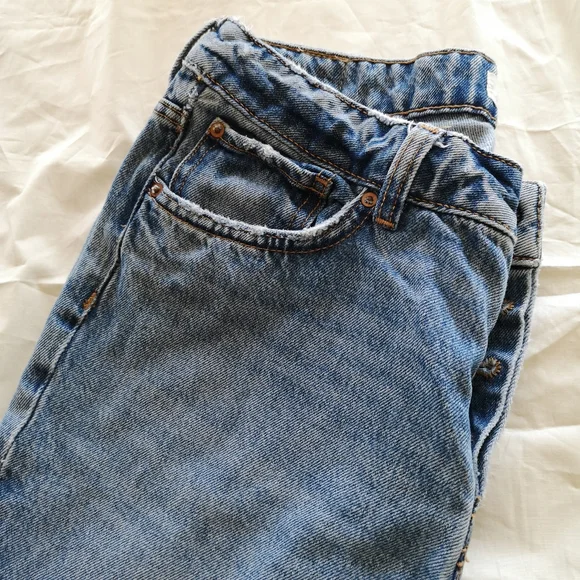 H&M jeans - Picture 1 of 11